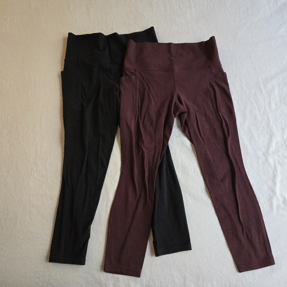 Athleta Two Pairs Salutation Stash Pocket 7/8 Tight Black and Purple Leggings